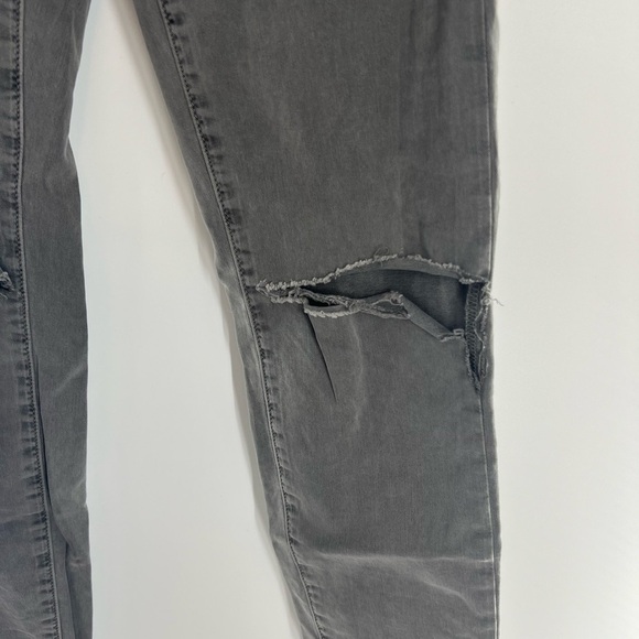 J. BRAND SILVER FOX RELEASED RAW HEM RIPPED KNEE ANKLE SKINNY JEANS 24 - Picture 13 of 14